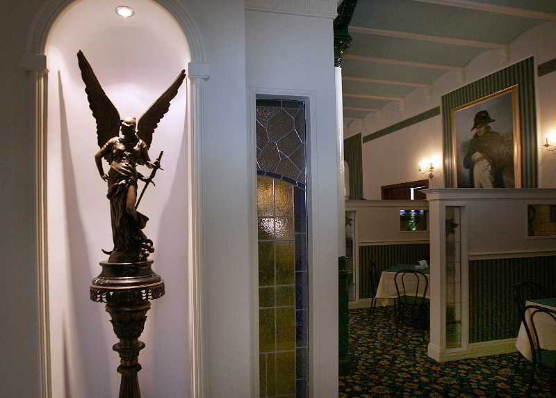 Hotel Bastion シナヤ エクステリア 写真