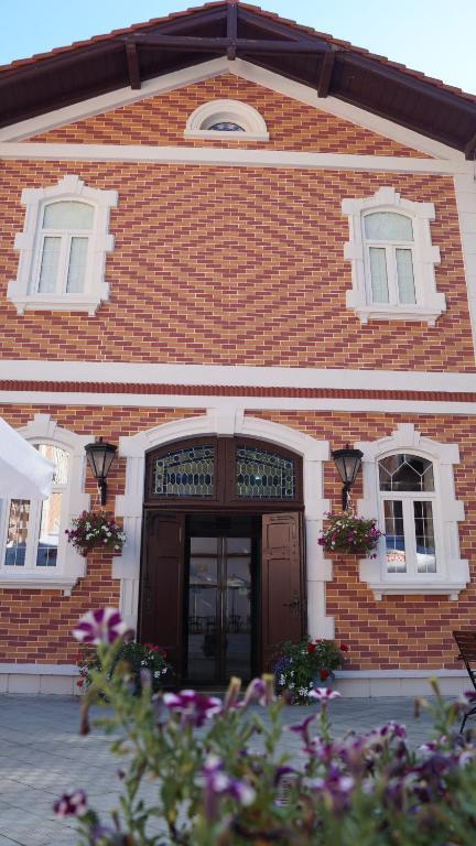 Hotel Bastion シナヤ エクステリア 写真